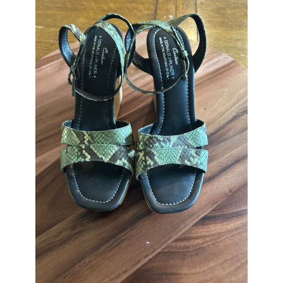 Donald Pliner Green Snakeskin Cork Wedge Sandals 9M Womens Stylish Summer Shoes - Picture 3 of 11